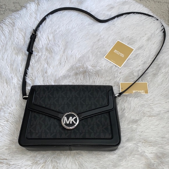 MICHAEL Michael Kors Handbags - ✨Michael Kors Jessie Bag